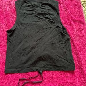 Lululemon top